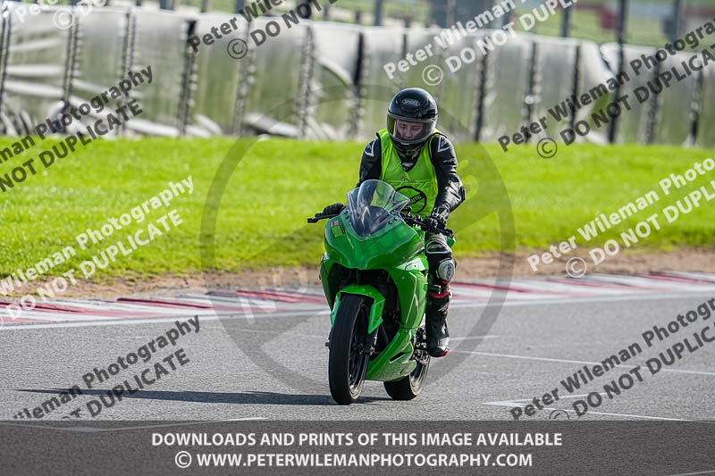 donington no limits trackday;donington park photographs;donington trackday photographs;no limits trackdays;peter wileman photography;trackday digital images;trackday photos